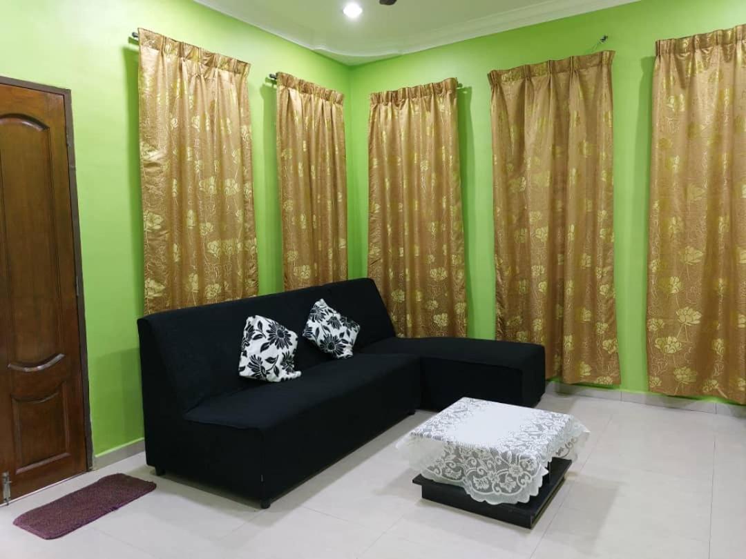 Homestay D'Bukit Pulau Melaka Buitenkant foto